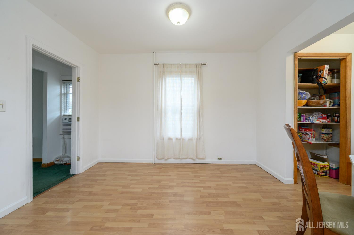 328 Runyon Avenue Middlesex NJ 08846