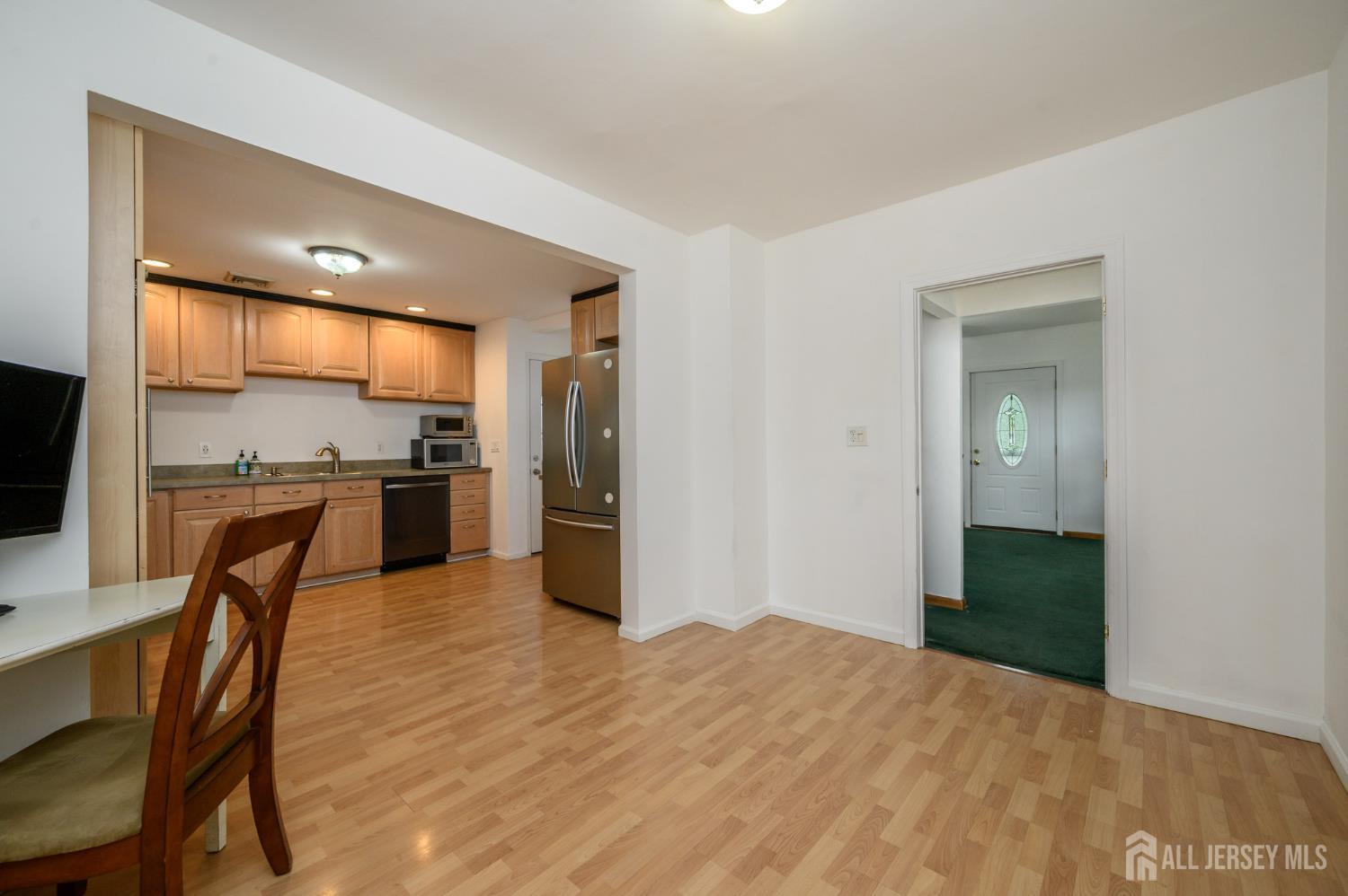 328 Runyon Avenue Middlesex NJ 08846