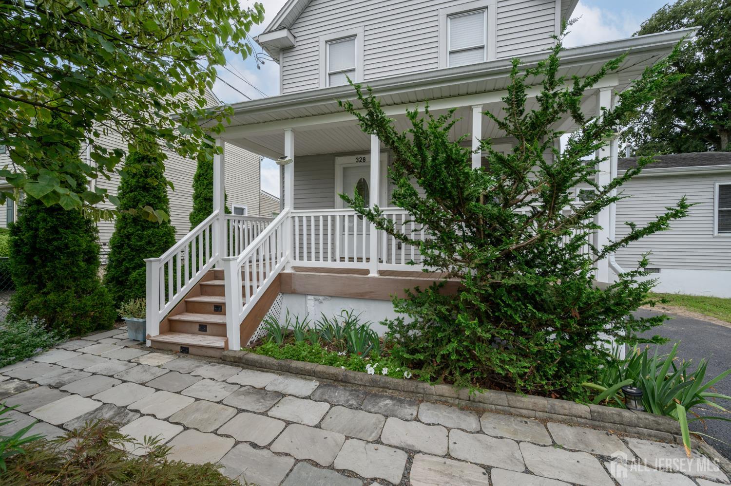 328 Runyon Avenue Middlesex NJ 08846