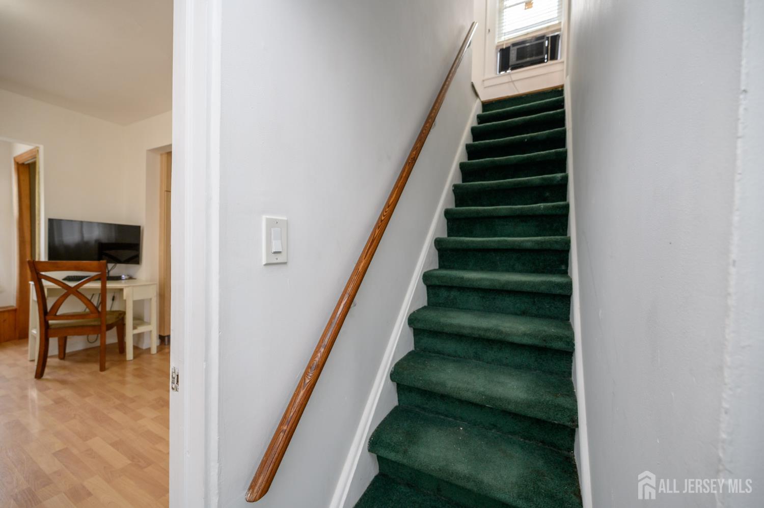 328 Runyon Avenue Middlesex NJ 08846