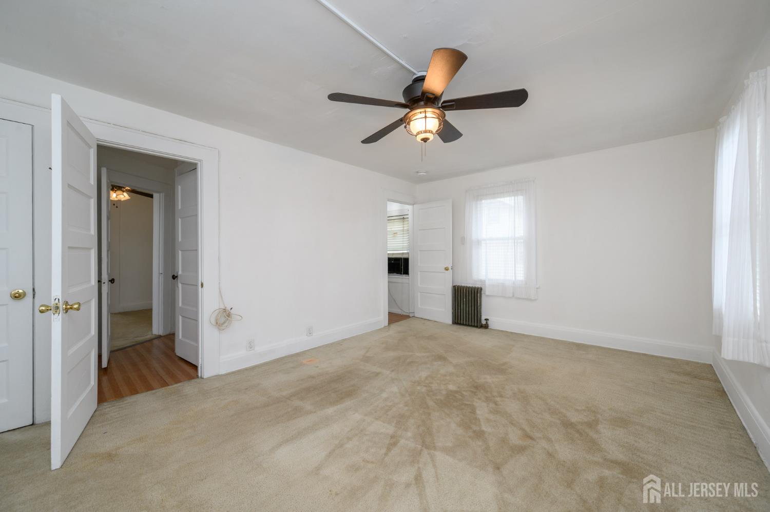 328 Runyon Avenue Middlesex NJ 08846