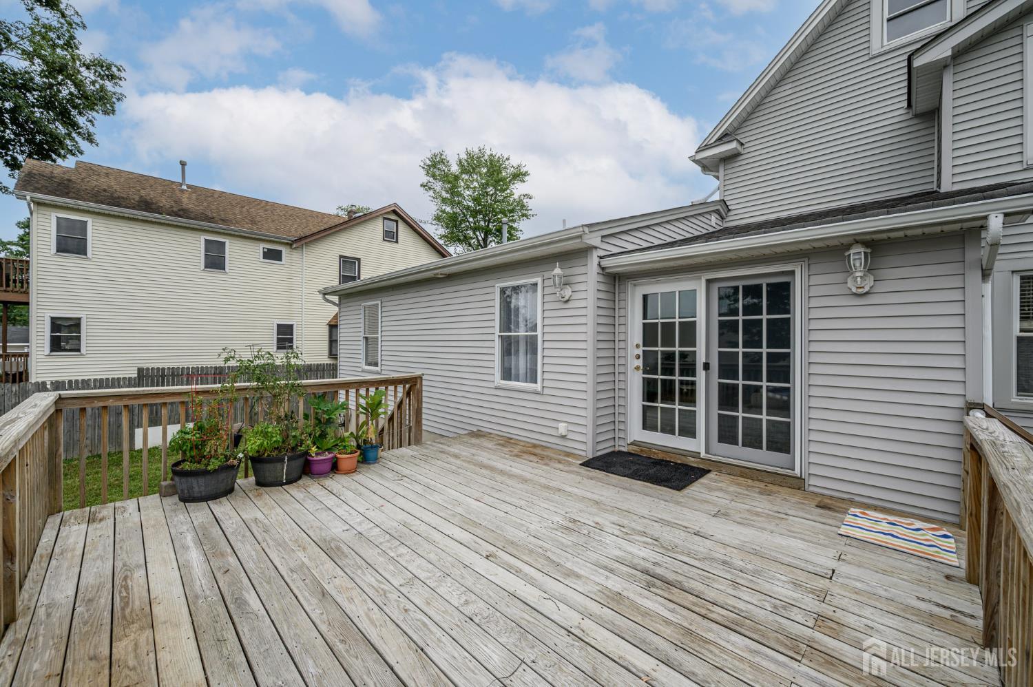 328 Runyon Avenue Middlesex NJ 08846