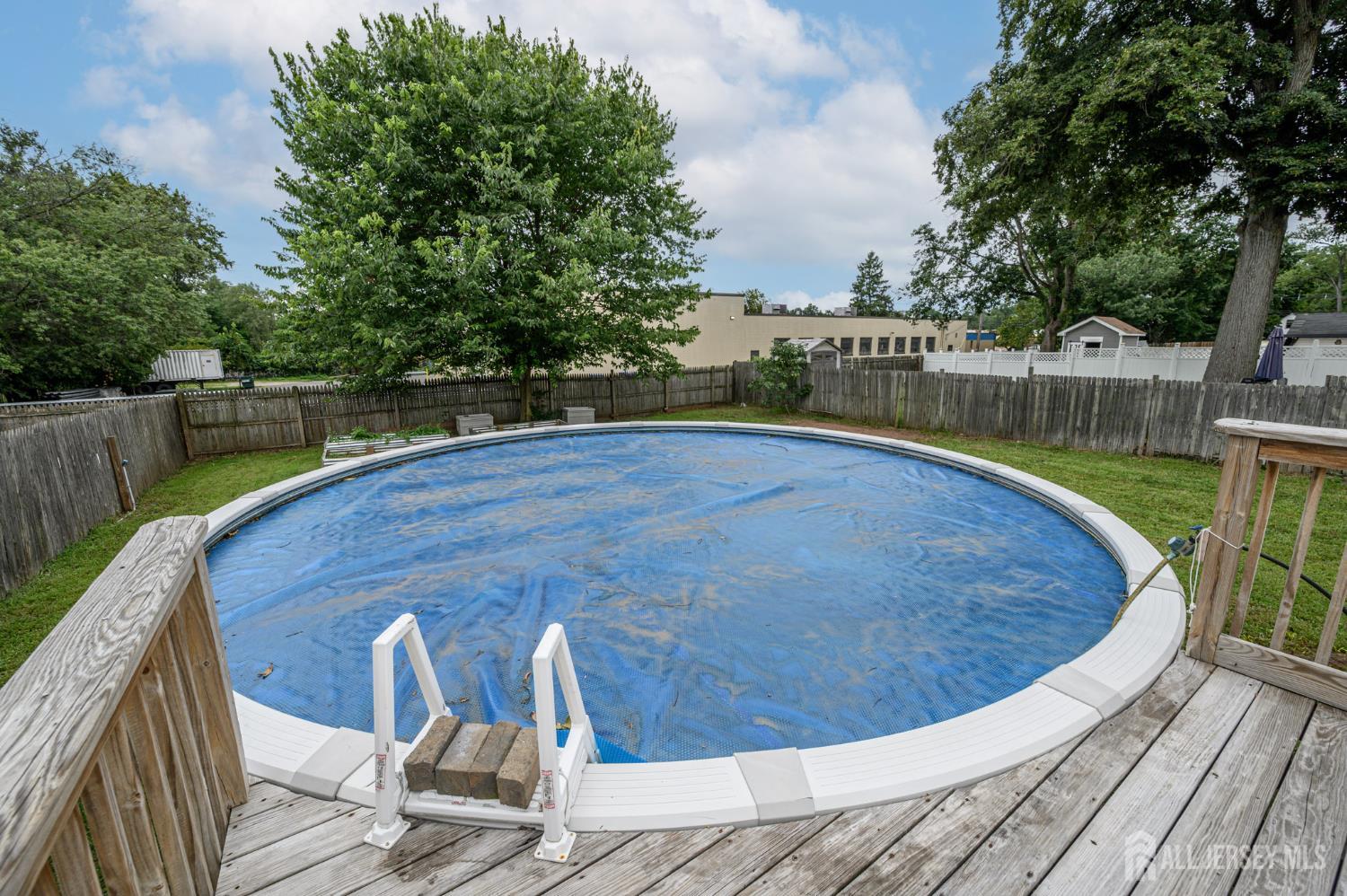 328 Runyon Avenue Middlesex NJ 08846
