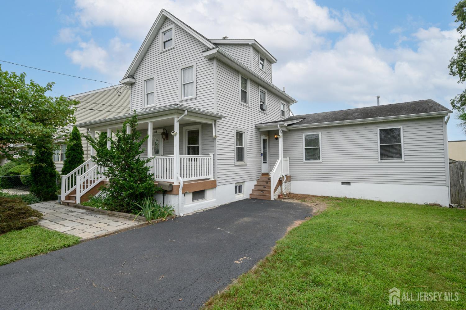 328 Runyon Avenue Middlesex NJ 08846