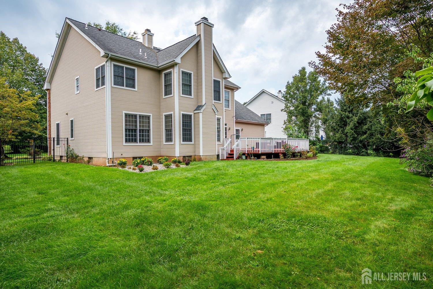 8 Mcbride Way Bridgewater NJ 08807