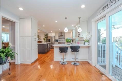 6 Millstone Drive East Windsor NJ 08512