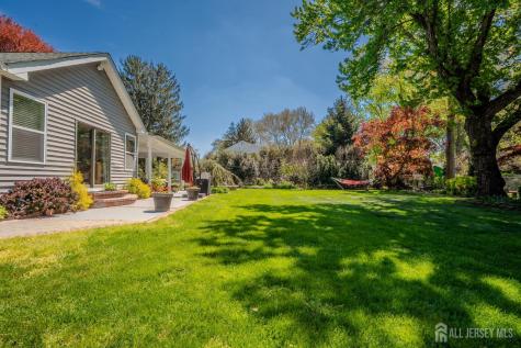 6 Millstone Drive East Windsor NJ 08512