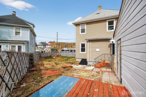 168 Hillside Avenue South River NJ 08882