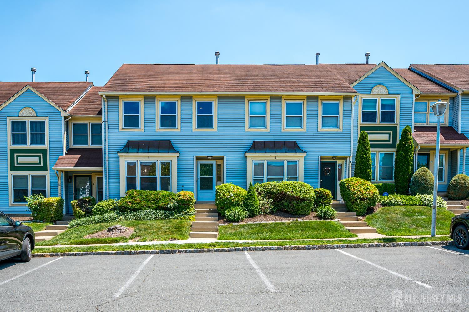 5 Heritage Square Sayreville NJ 08872