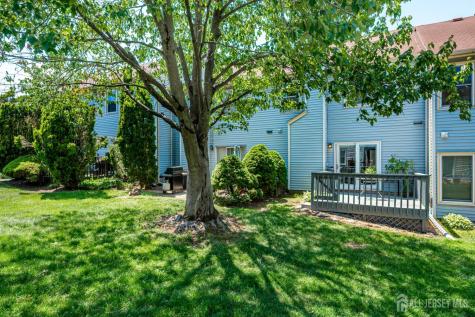 5 Heritage Square Sayreville NJ 08872