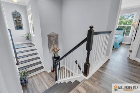 10 Biesiada Court Sayreville NJ 08859