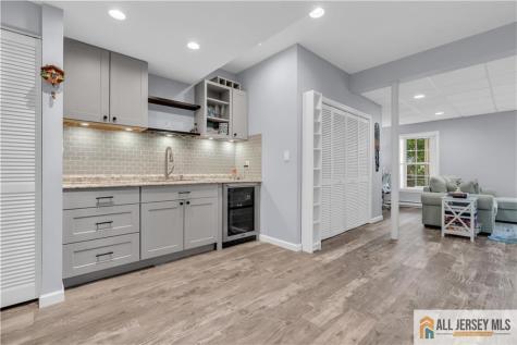 10 Biesiada Court Sayreville NJ 08859