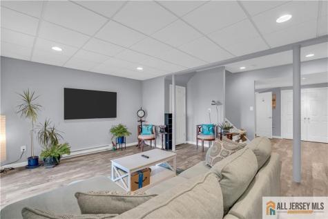 10 Biesiada Court Sayreville NJ 08859