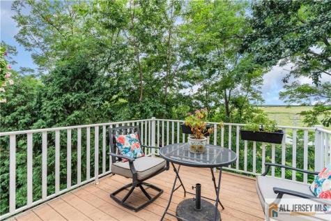 10 Biesiada Court Sayreville NJ 08859