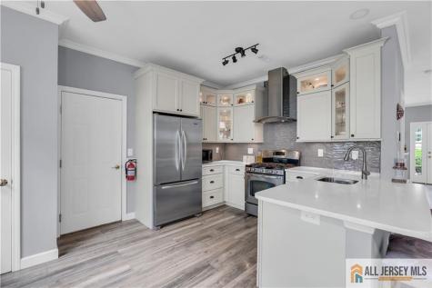 10 Biesiada Court Sayreville NJ 08859
