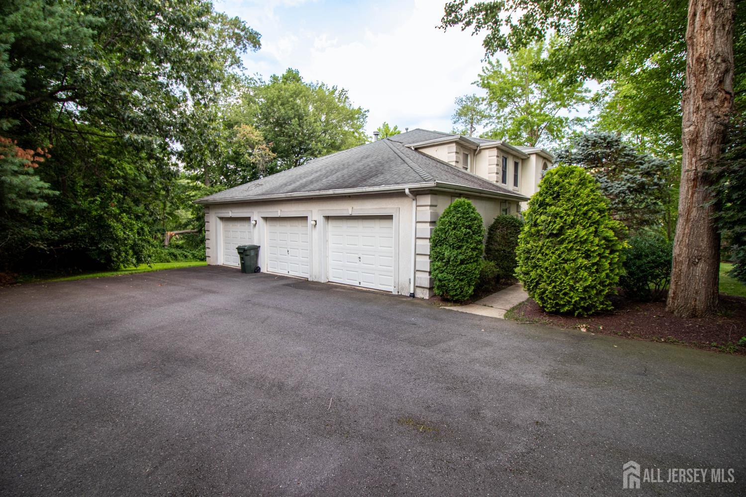 3 Polonia Court Monroe NJ 08831