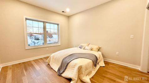 225 Penn Avenue Edison NJ 08817