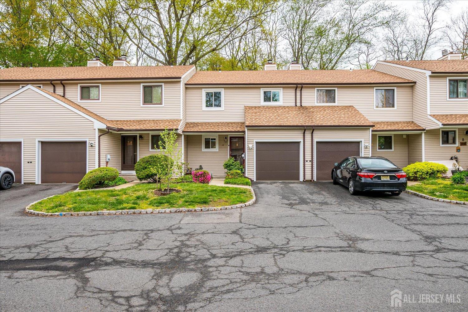 12 Tulip Court Edison NJ 08820