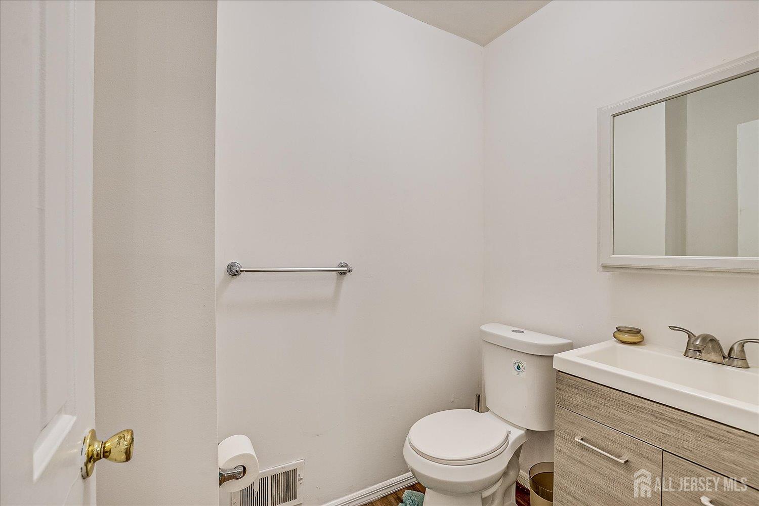 12 Tulip Court Edison NJ 08820