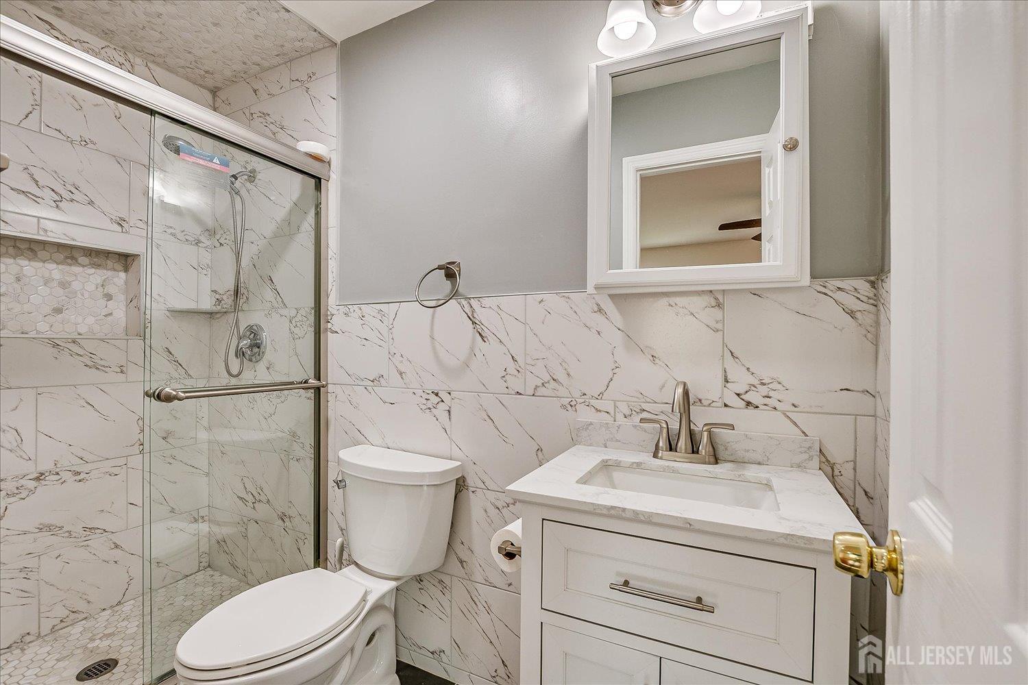 12 Tulip Court Edison NJ 08820