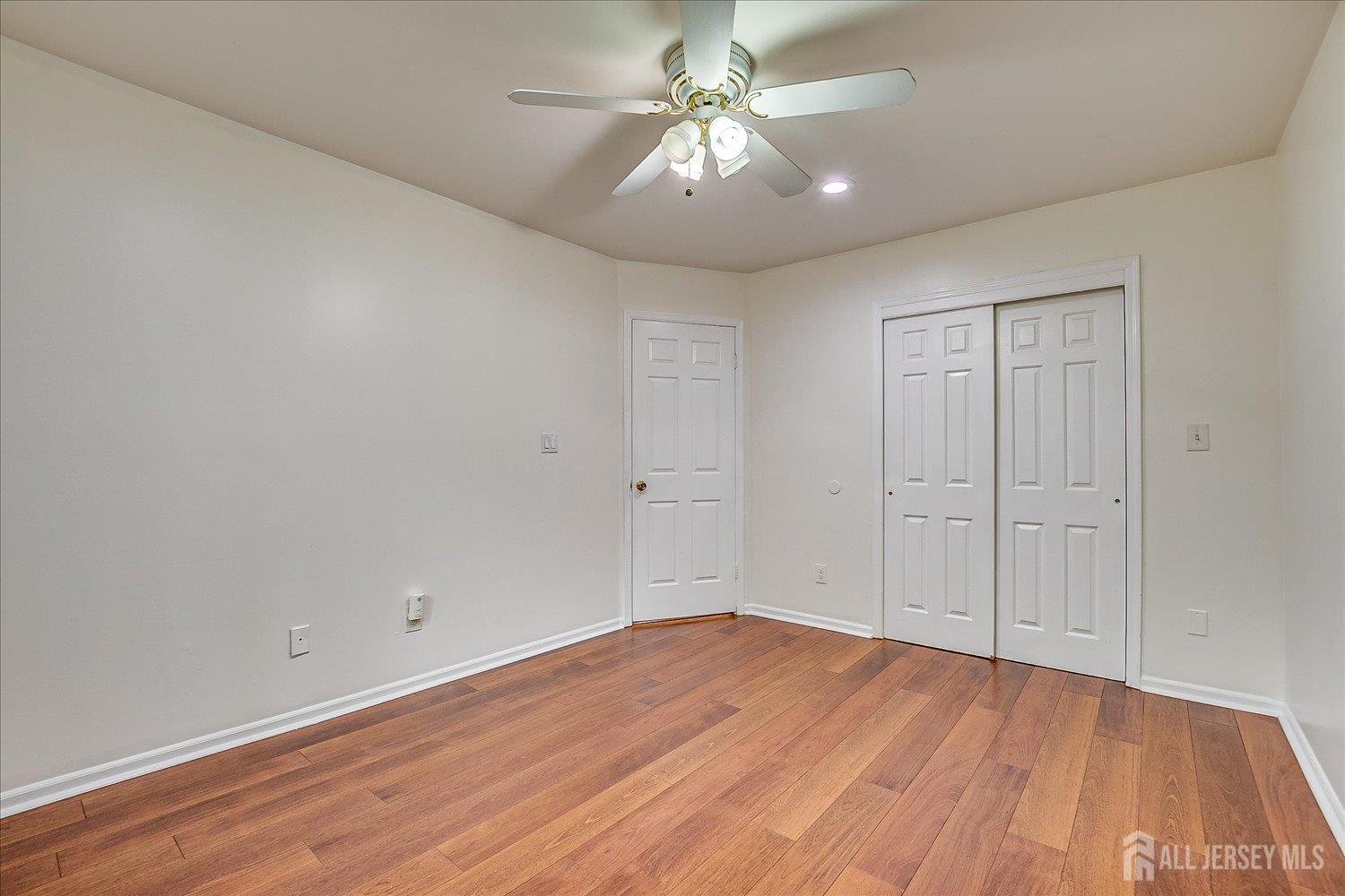 12 Tulip Court Edison NJ 08820