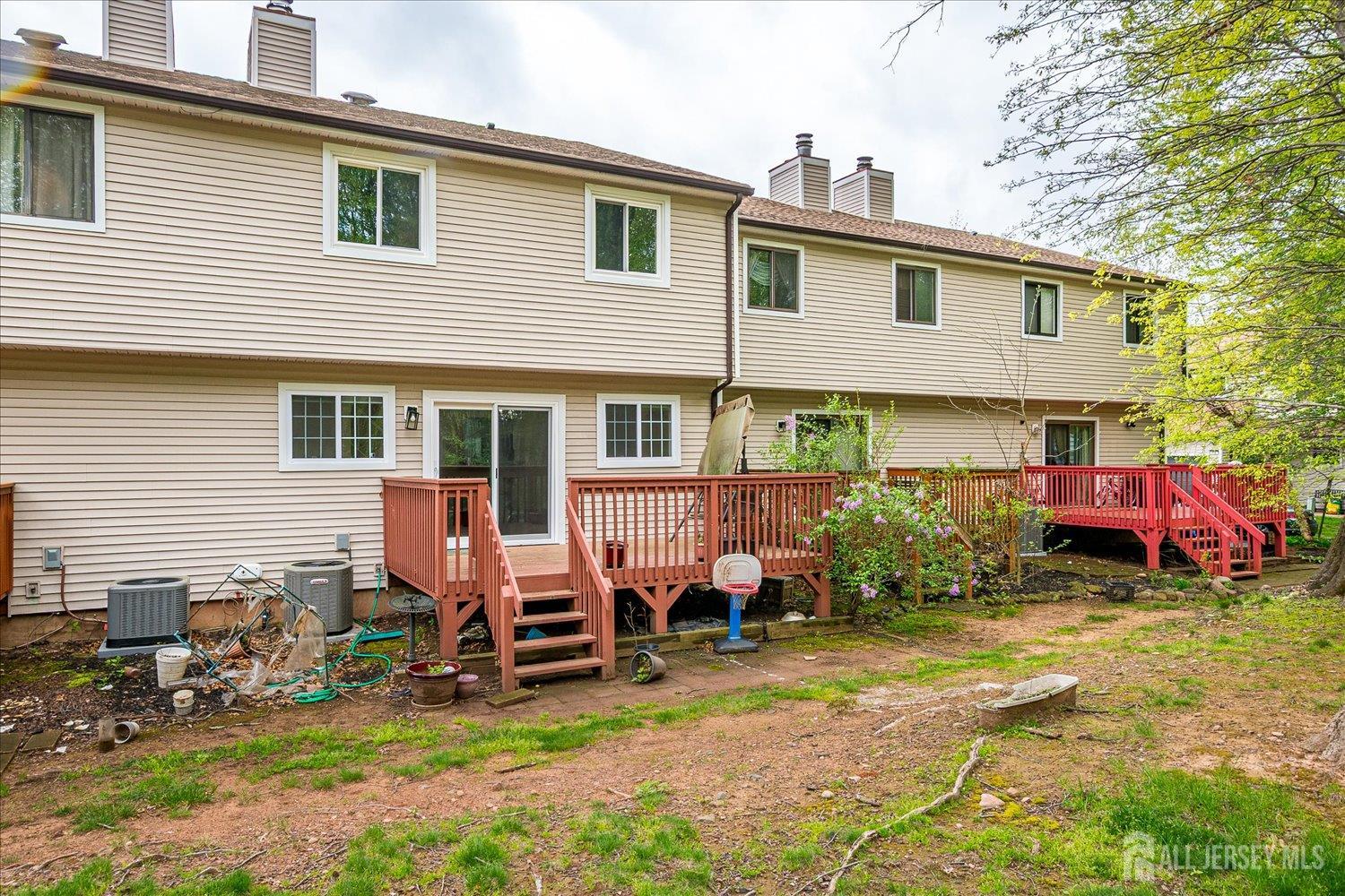 12 Tulip Court Edison NJ 08820