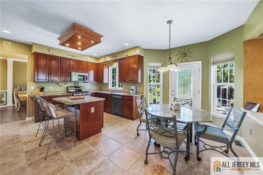 38 Maplehurst Lane Piscataway NJ 08854