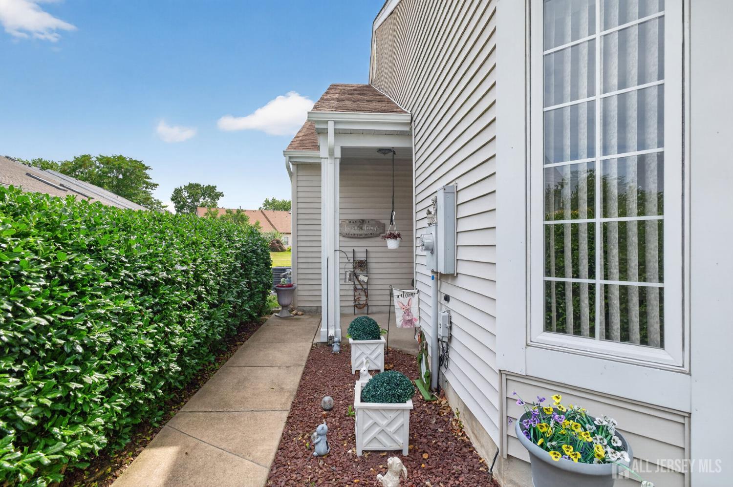 1 Umberland Place Monroe NJ 08831