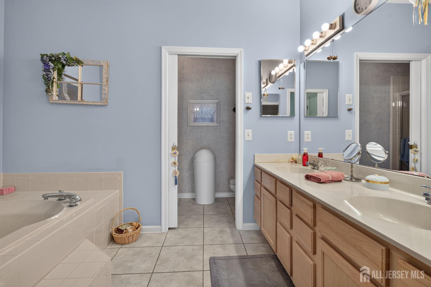 1 Umberland Place Monroe NJ 08831