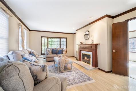 14 Crommelin Court East Brunswick NJ 08816