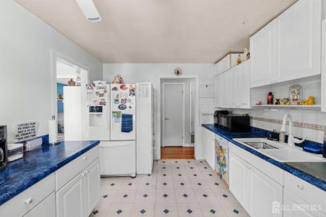 245 4th Street Dunellen NJ 08812