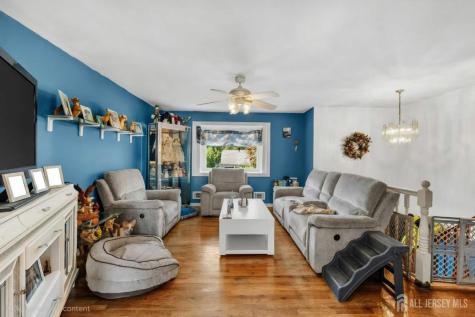 245 4th Street Dunellen NJ 08812