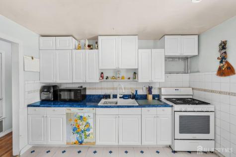 245 4th Street Dunellen NJ 08812