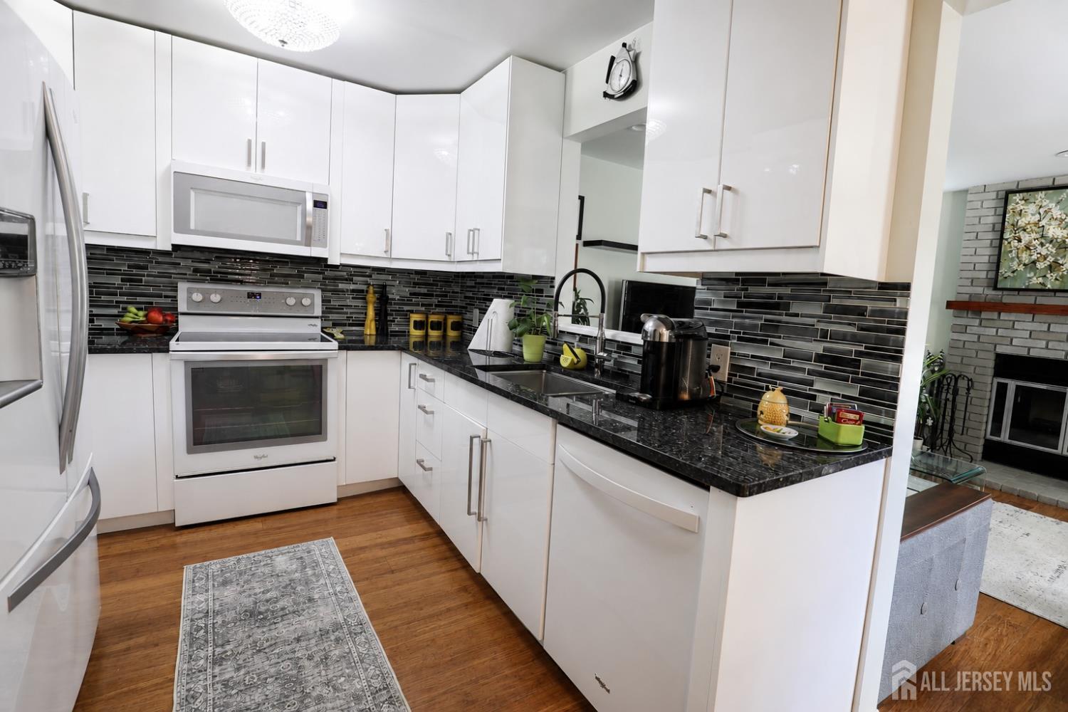 17 Wilson Court East Brunswick NJ 08816