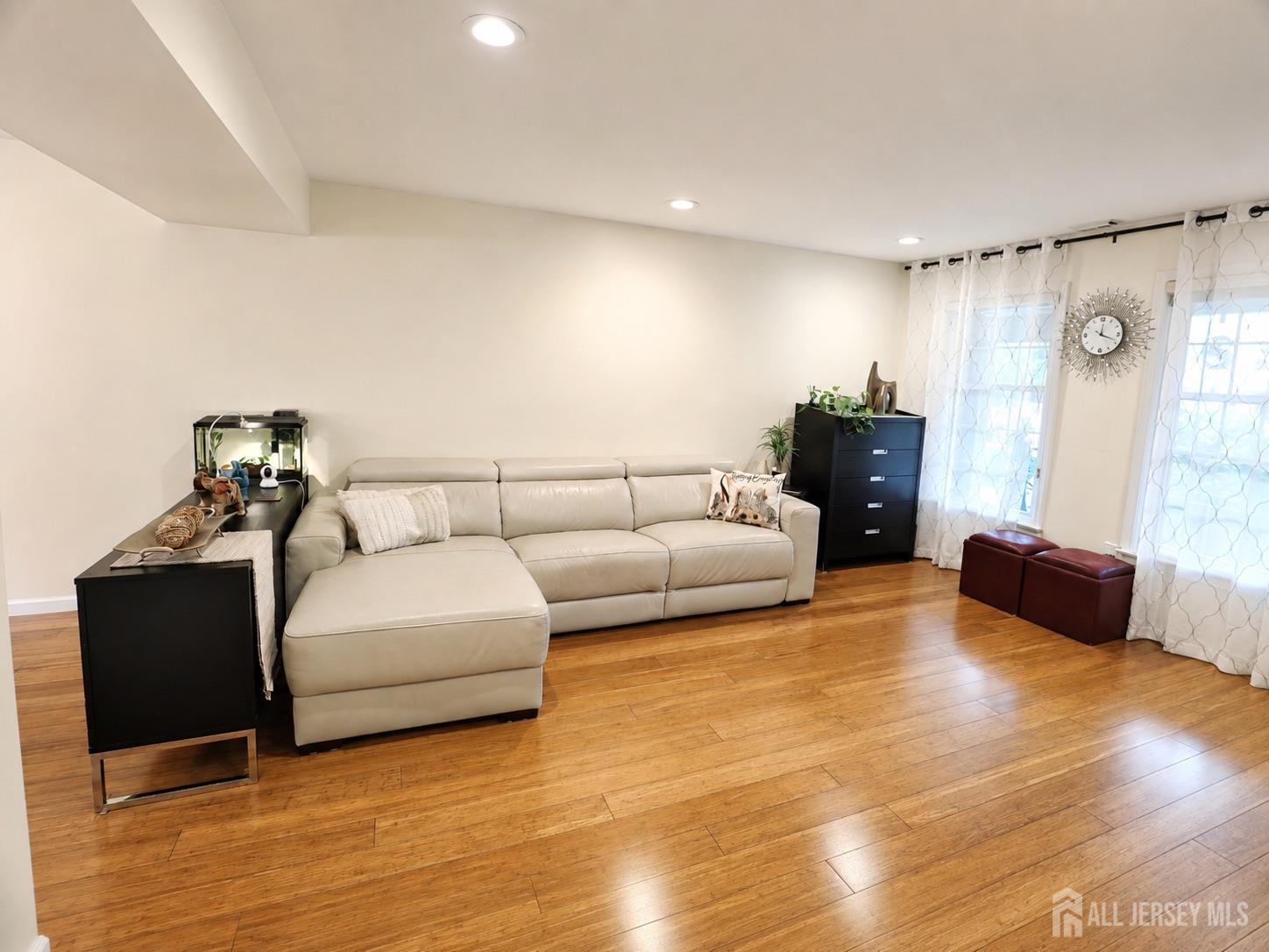 17 Wilson Court East Brunswick NJ 08816