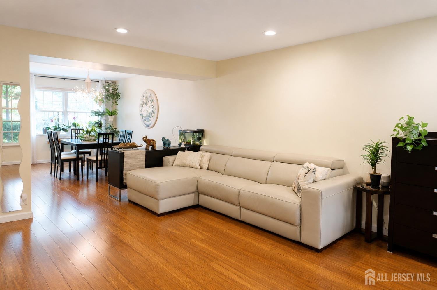 17 Wilson Court East Brunswick NJ 08816