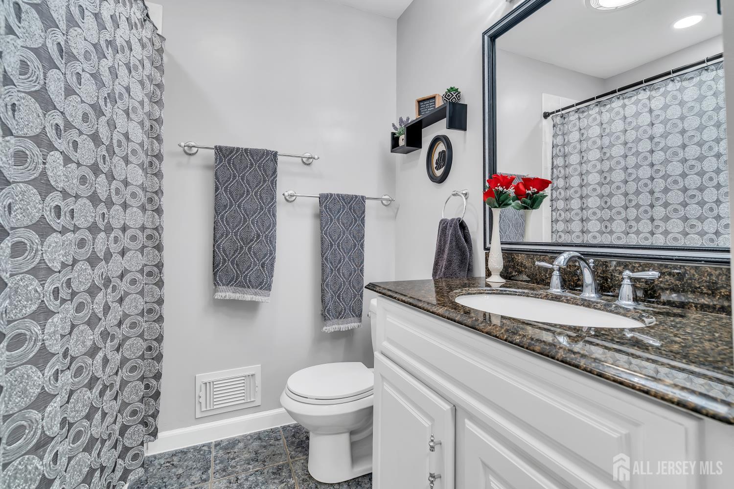 5133 Custer Street Piscataway NJ 08854