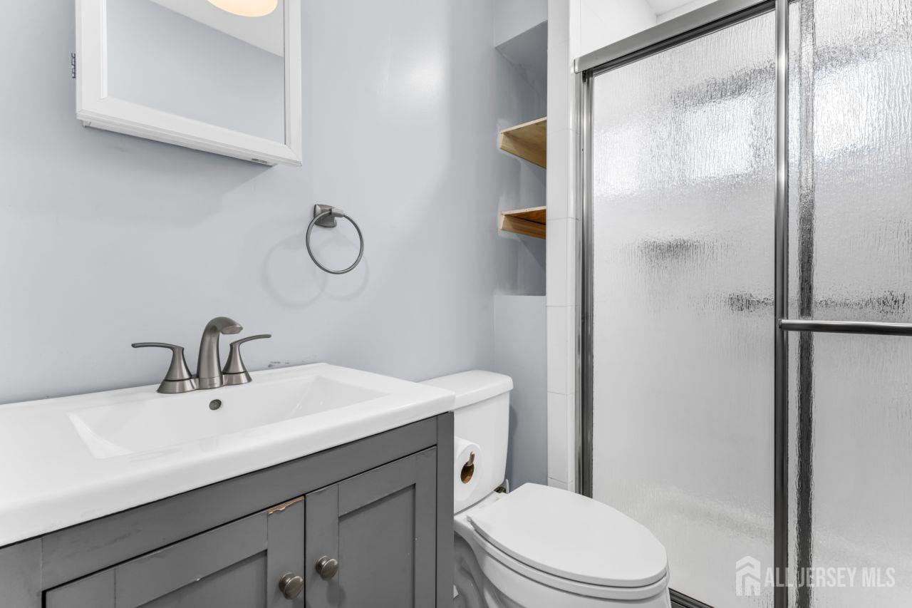 6 Middlesex Road Matawan NJ 07747