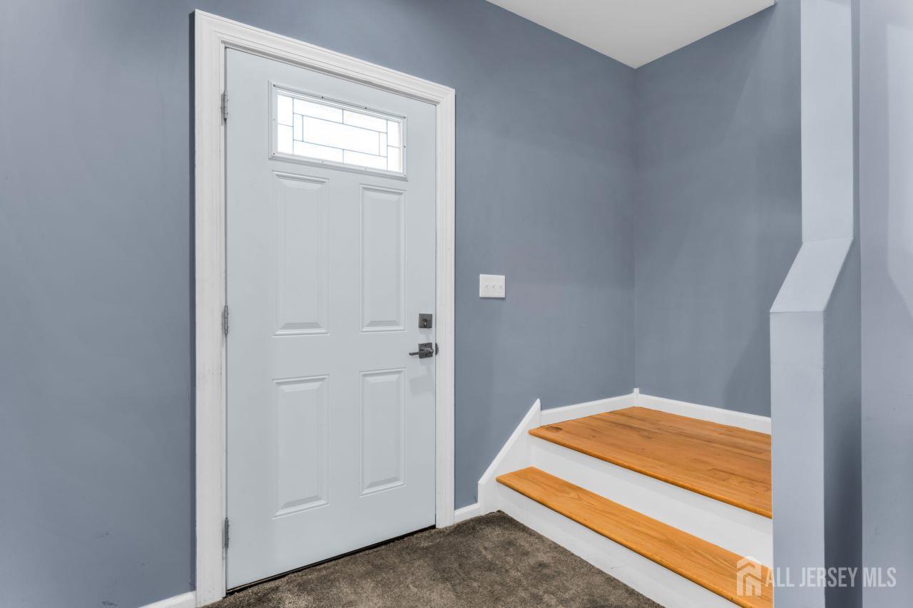 6 Middlesex Road Matawan NJ 07747