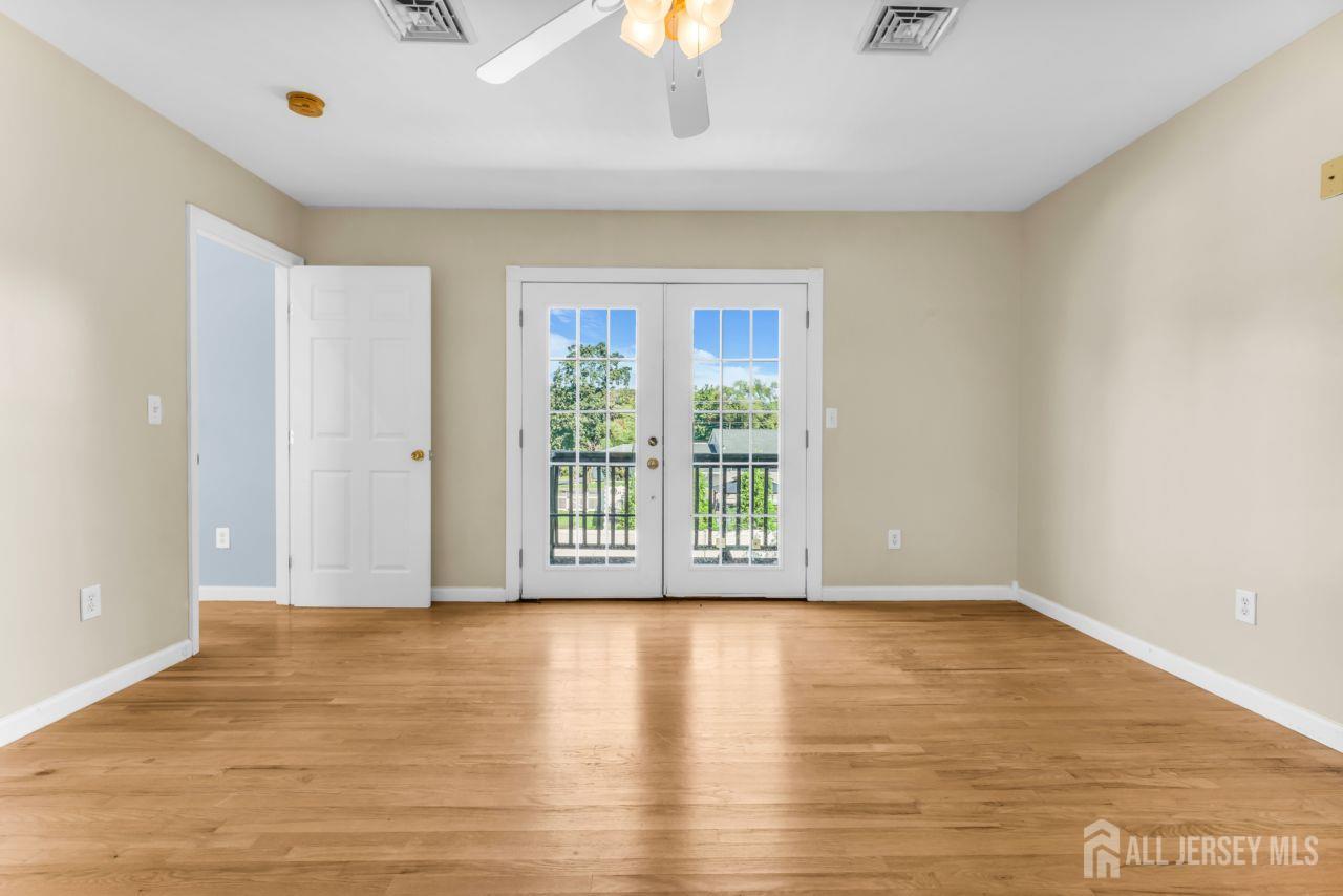 6 Middlesex Road Matawan NJ 07747