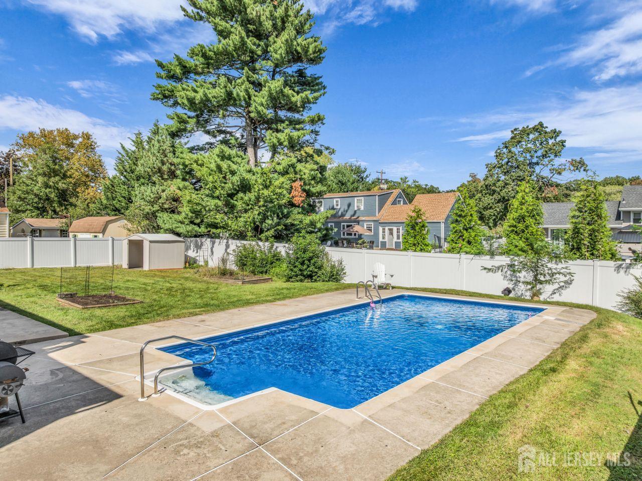 6 Middlesex Road Matawan NJ 07747