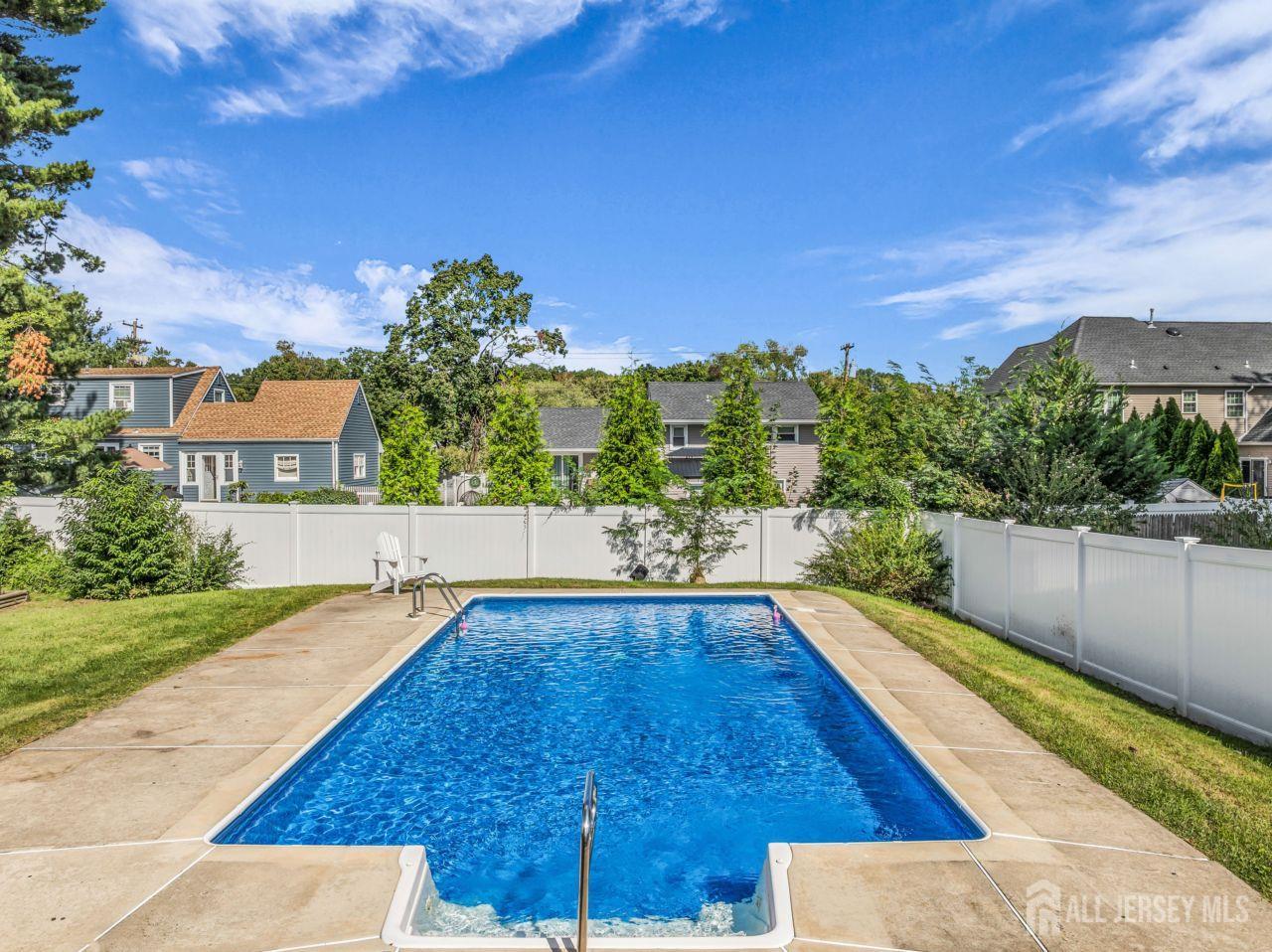 6 Middlesex Road Matawan NJ 07747