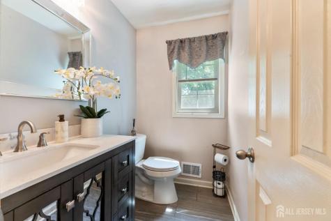 184 Fern Road East Brunswick NJ 08816