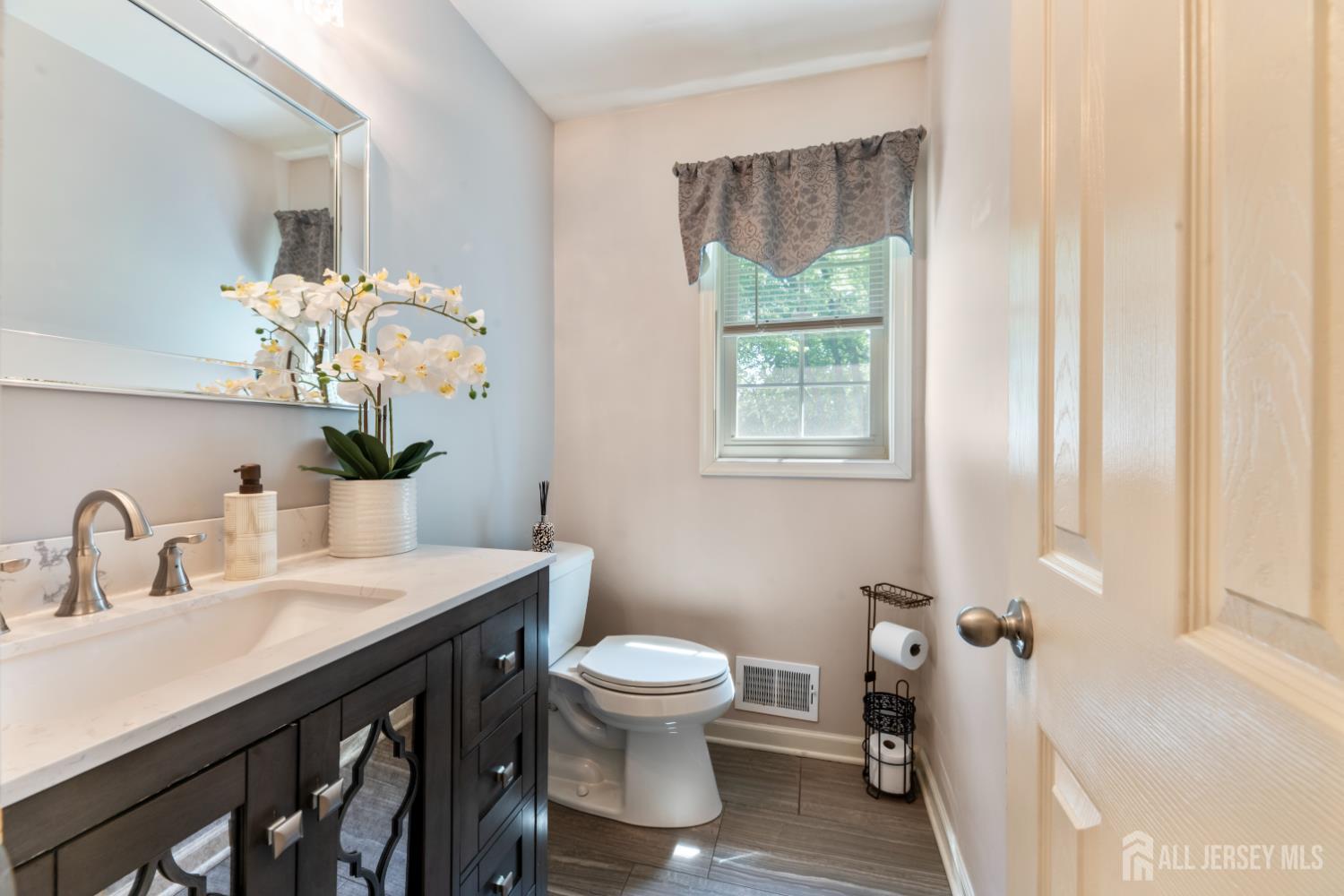 184 Fern Road East Brunswick NJ 08816