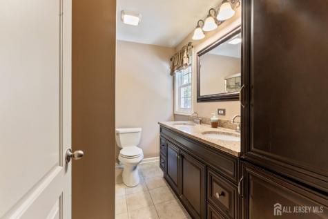 184 Fern Road East Brunswick NJ 08816