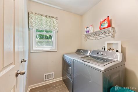 184 Fern Road East Brunswick NJ 08816