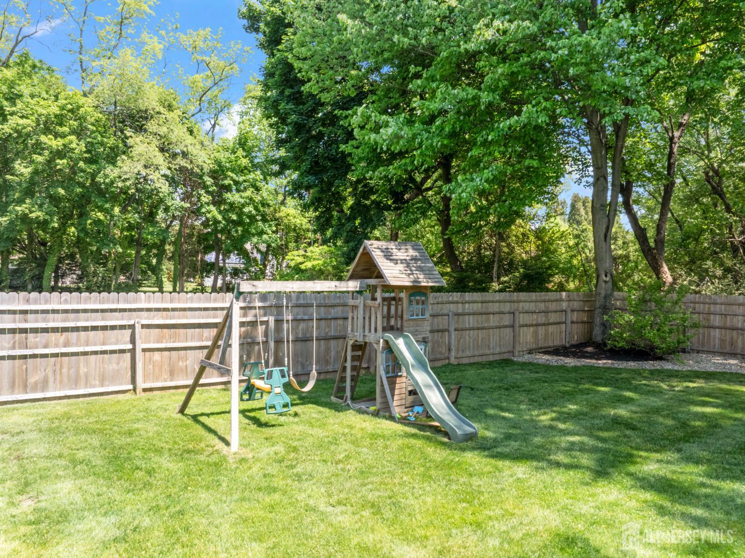 184 Fern Road East Brunswick NJ 08816