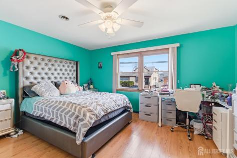 243 E Cherry Street E Carteret NJ 07008