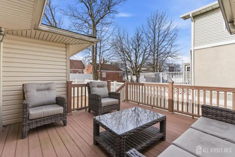 243 E Cherry Street E Carteret NJ 07008