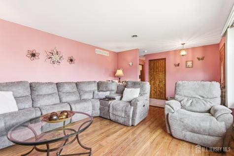 243 E Cherry Street E Carteret NJ 07008